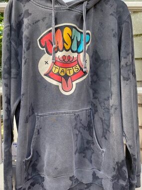 Tasty Tats Men's Black Graphic Hoodie